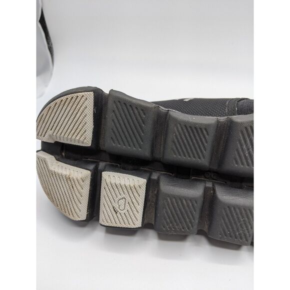 On Women's Cloud X 3 Sneakers, Black, 9.5 Medium US - Picture 9 of 13